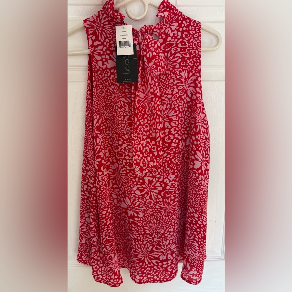 Gibson Red and Pink Patterned Fabric size L Brand new top